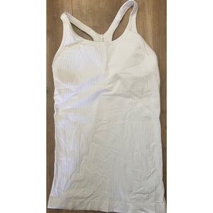 Lululemon Ebb to train tank
